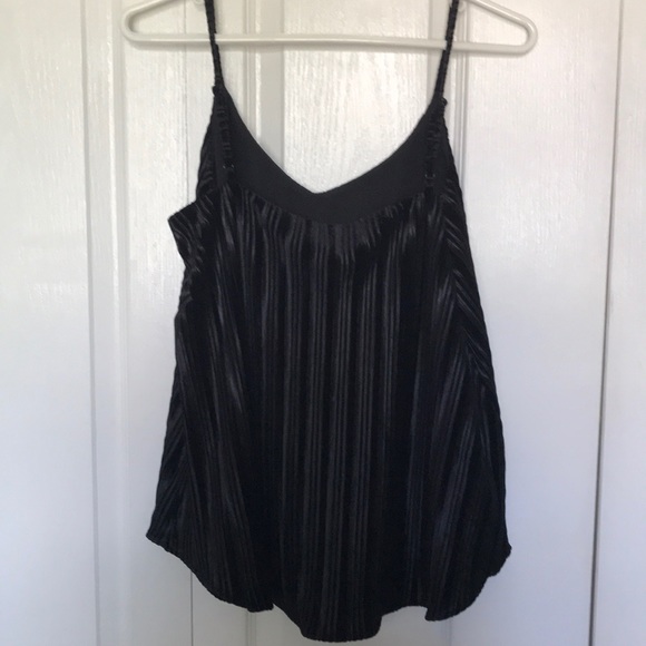 Black velvety tank top - Picture 2 of 2